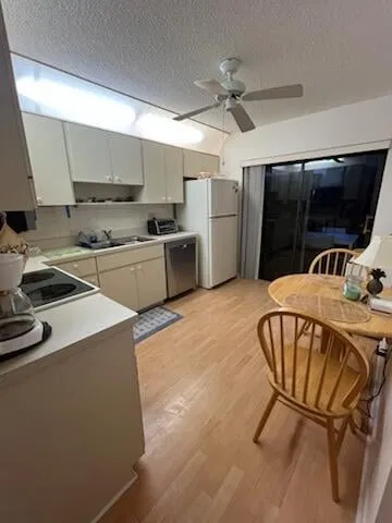  Residence photo 5