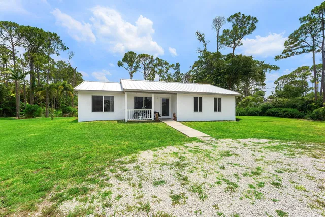 Residence photo 3