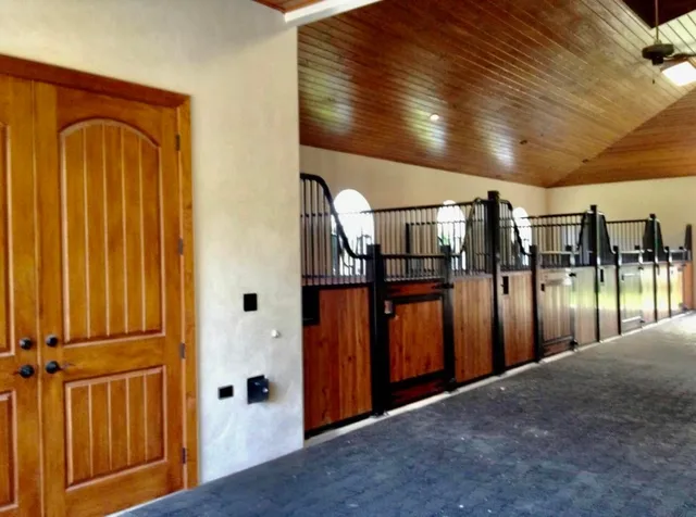 Saddle Trail Park Residence photo 3