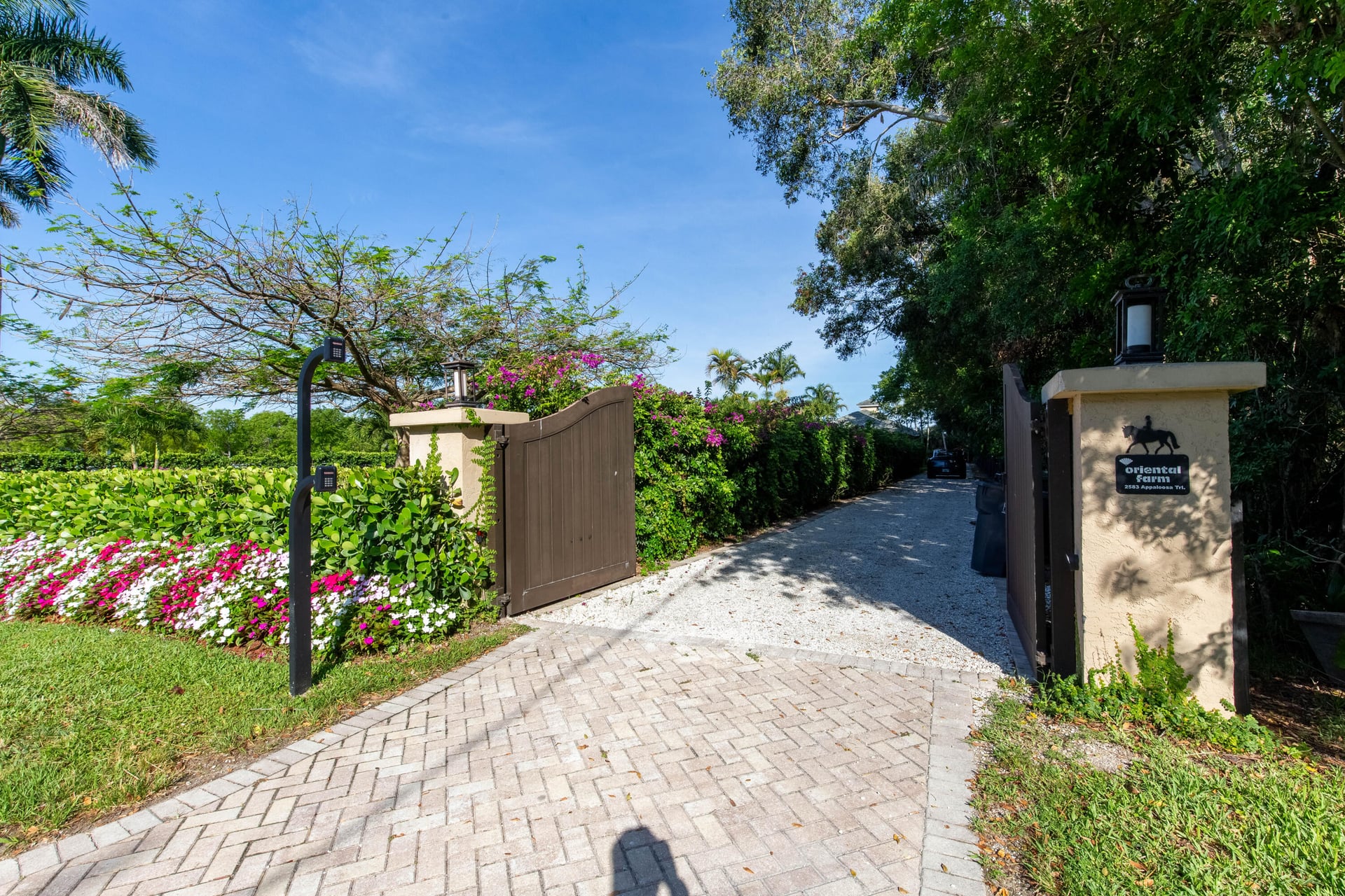 Saddle Trail Park Residence photo 20
