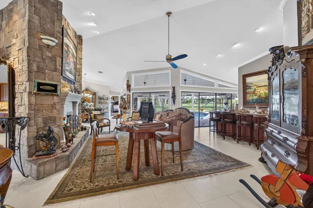 Stonewal Estates Residence photo 16