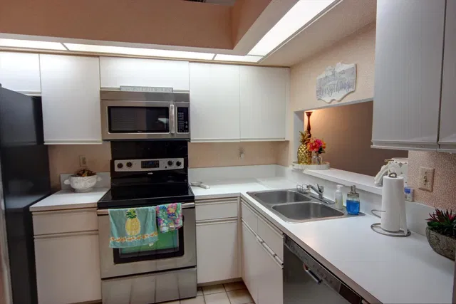  Unit B-4 photo 13