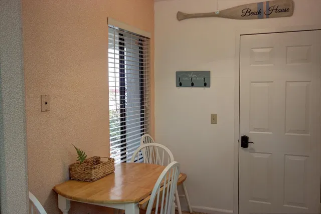  Unit B-4 photo 15