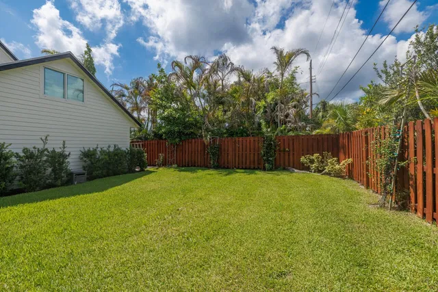 Residence photo 29