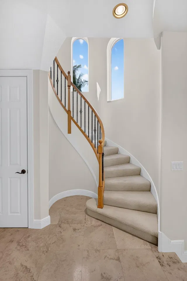 Residence photo 38