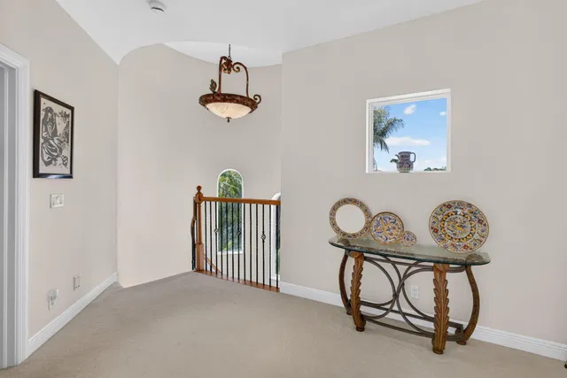 Residence photo 39