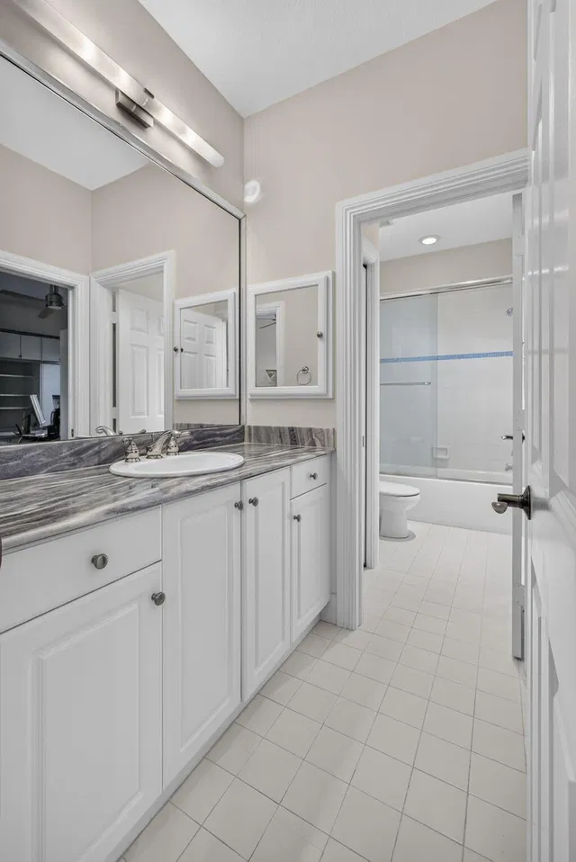 Residence photo 51