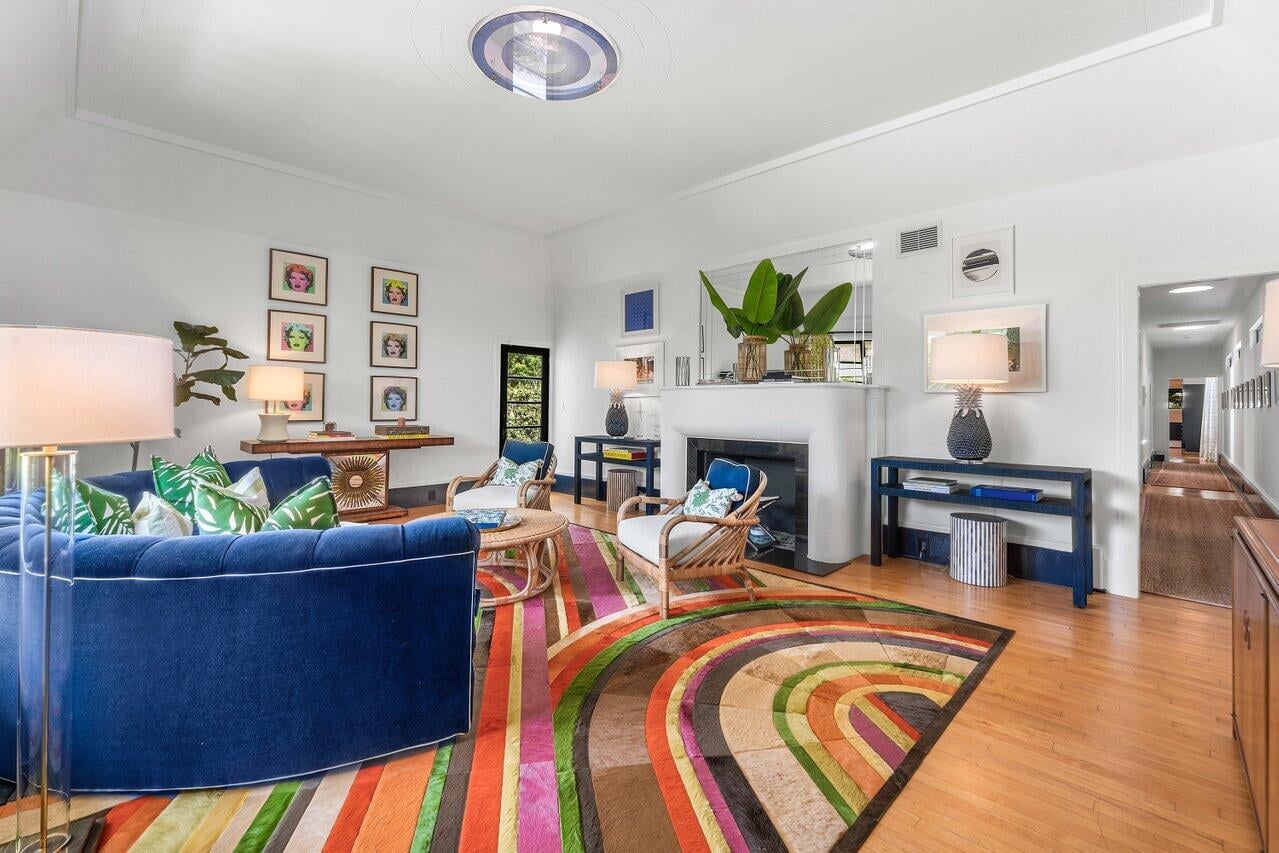 Royal Park Residence photo 2