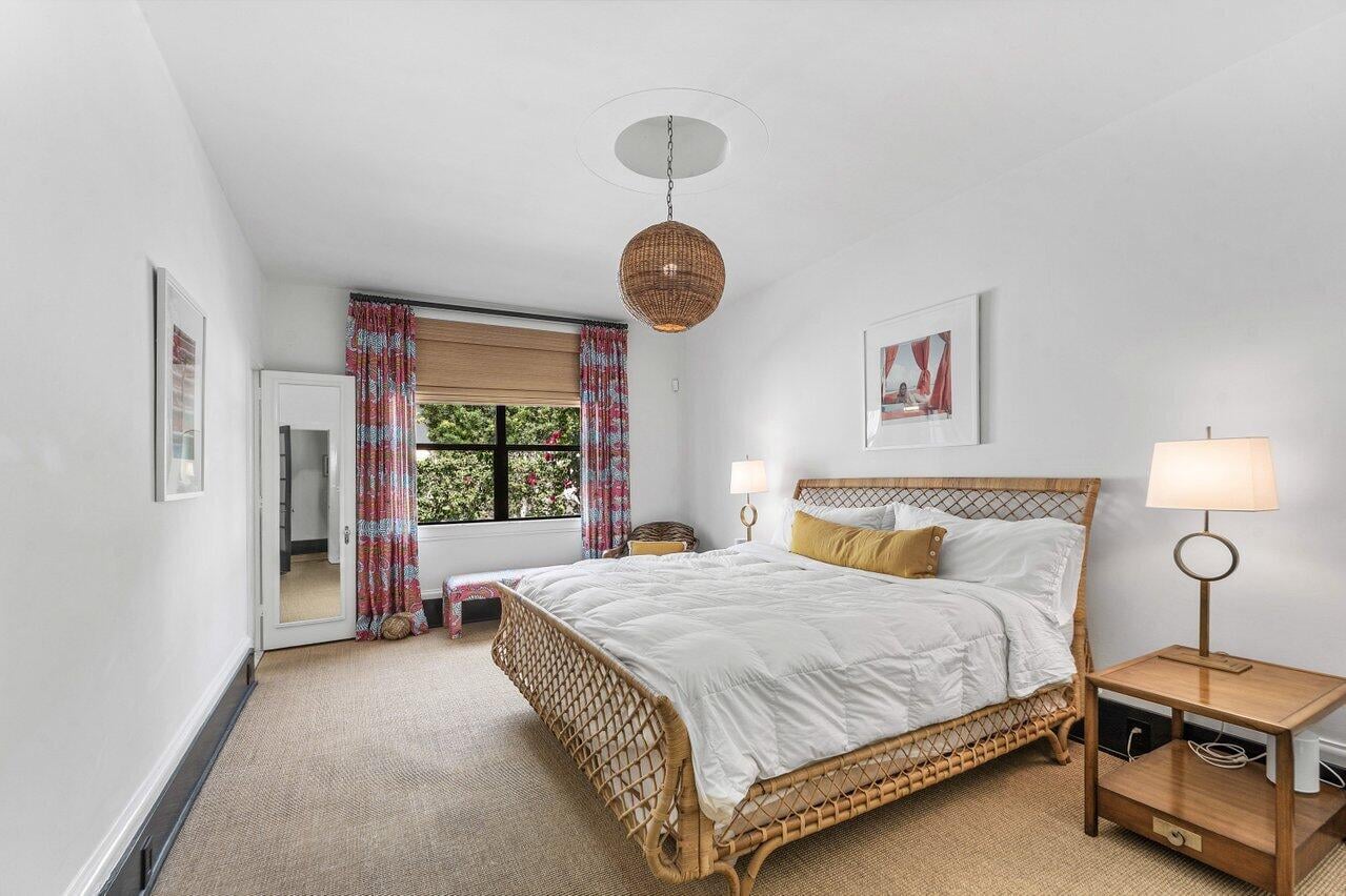Royal Park Residence photo 6