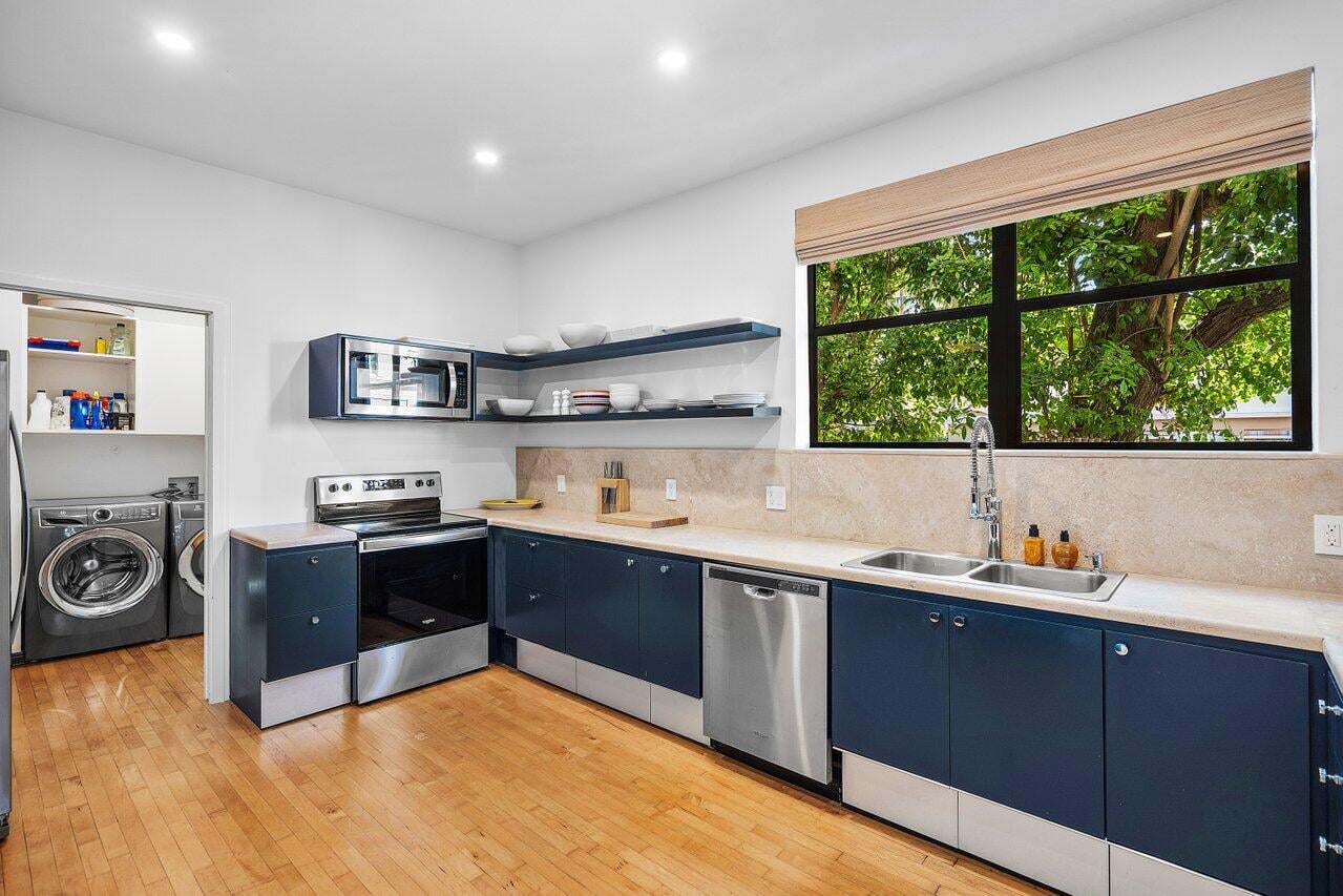 Royal Park Residence photo 18