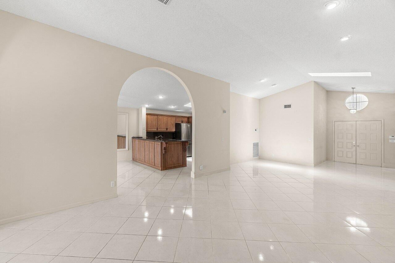 Residence photo 6
