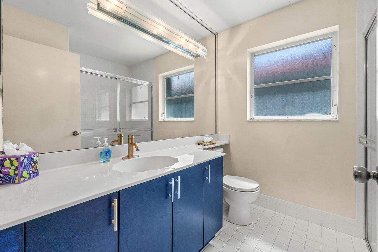 Residence photo 28
