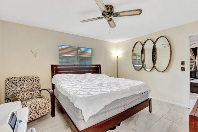 Residence photo 23