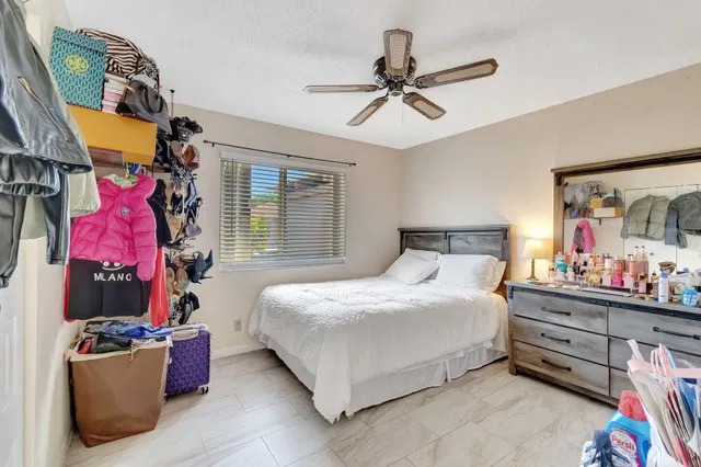 Residence photo 29