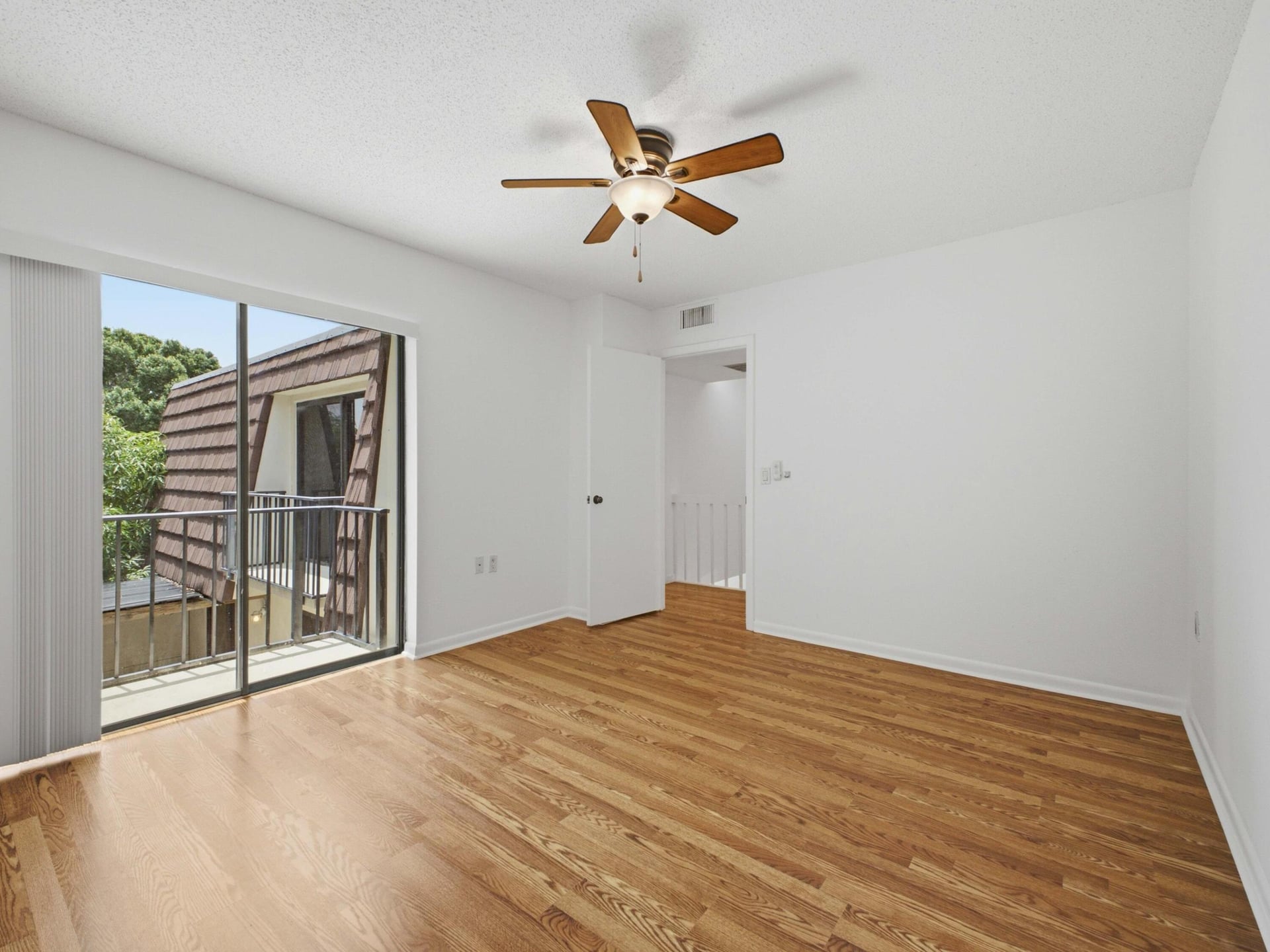 Residence photo 23