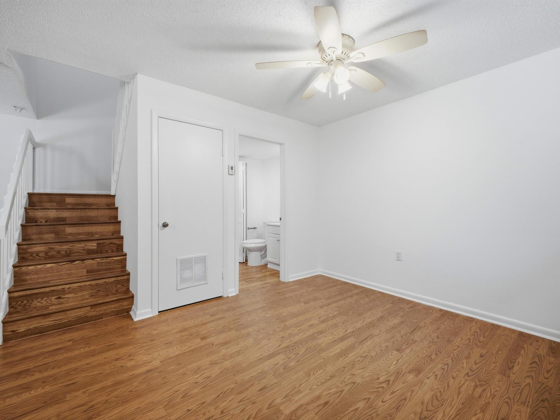 Residence photo 32