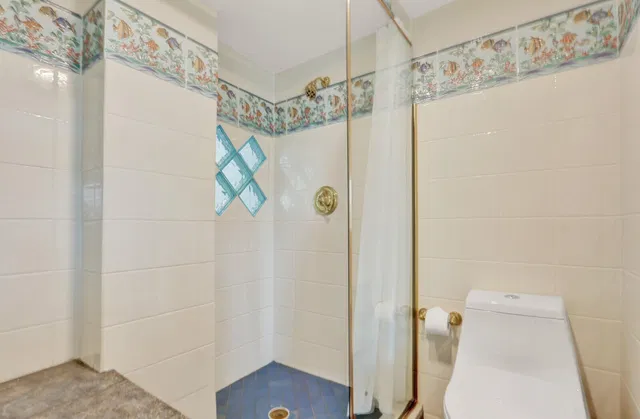  Unit 133 photo 38