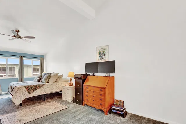  Unit 133 photo 40