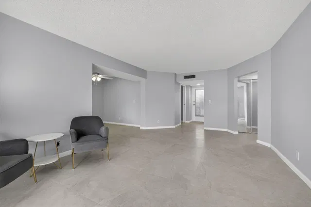 Via Poinciana Lake Worth Unit 202 photo 22
