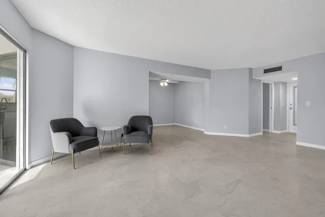 Via Poinciana Lake Worth Unit 202 photo 23