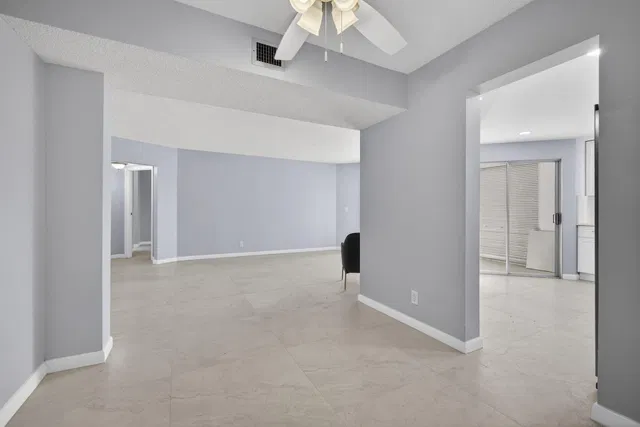 Via Poinciana Lake Worth Unit 202 photo 25
