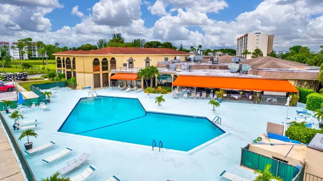Via Poinciana Lake Worth Unit 202 photo 48