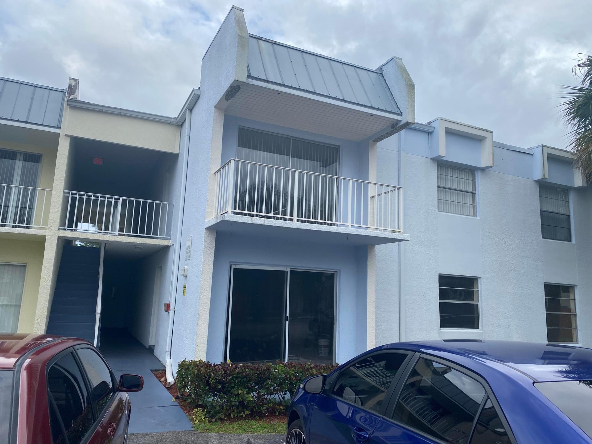 Unit 208 photo 21