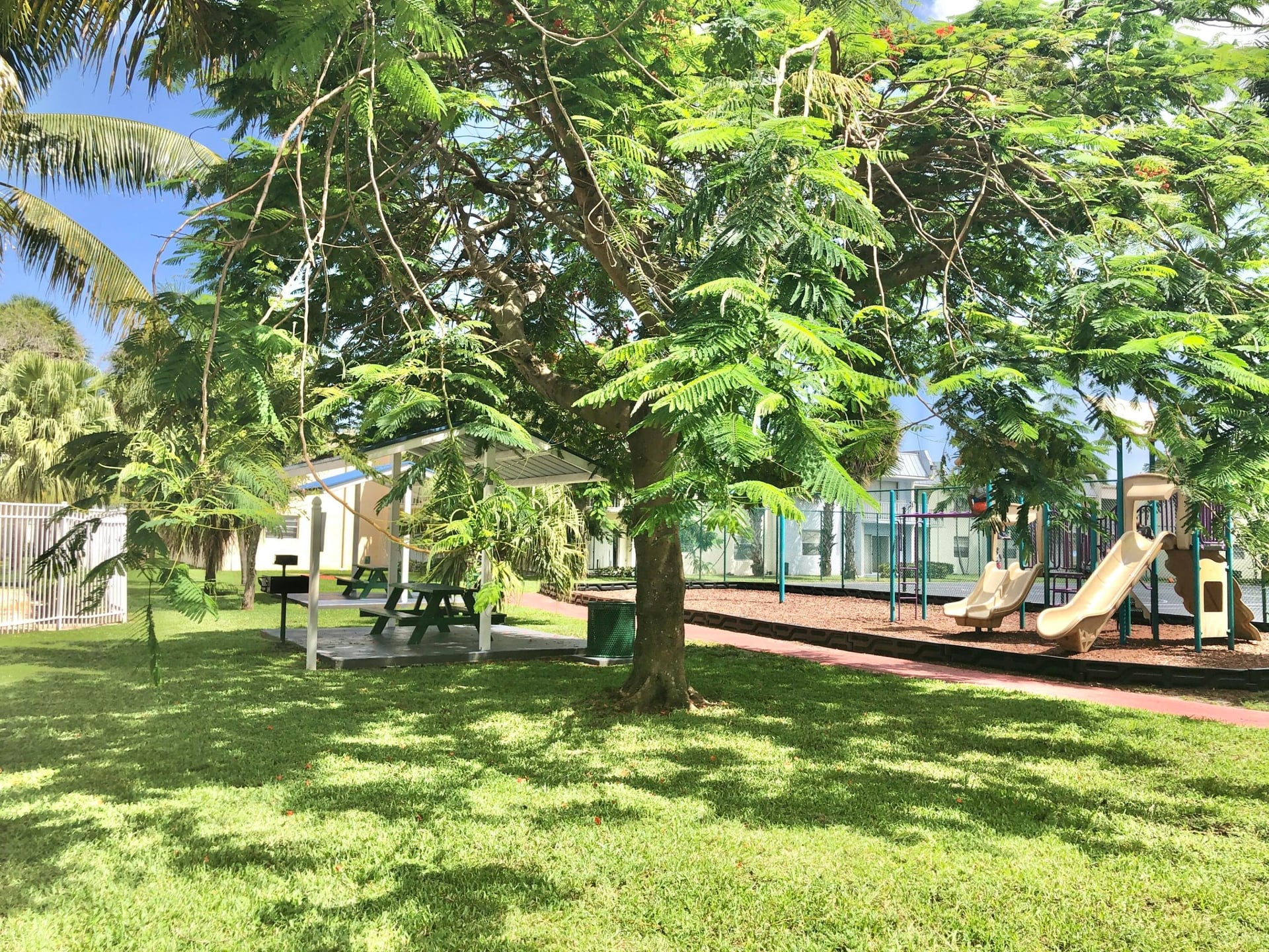 Unit 208 photo 24