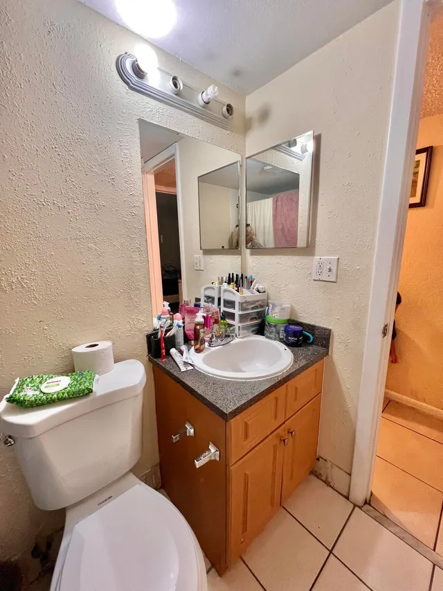  Unit 120 photo 21