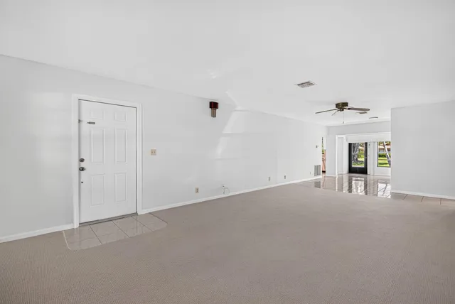  Residence photo 6