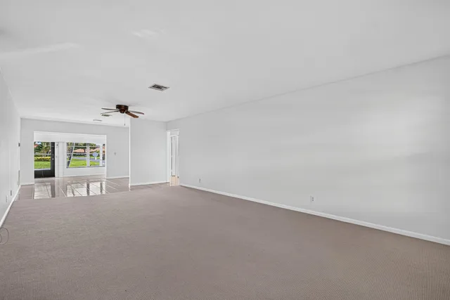  Residence photo 10