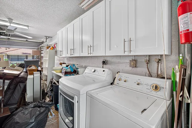  Residence photo 27