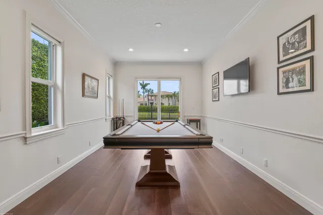 Residence photo 34