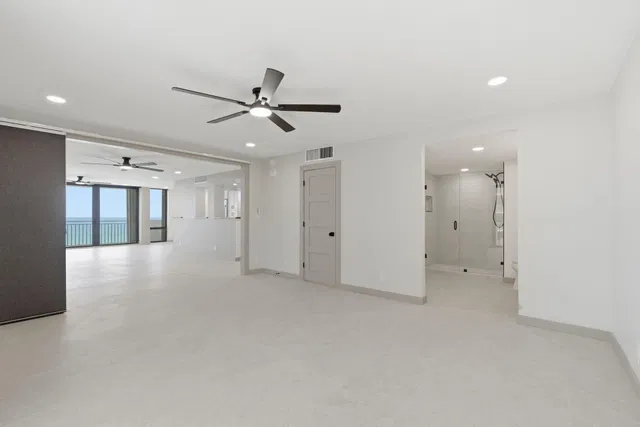 Singer Island Unit 6a photo 14