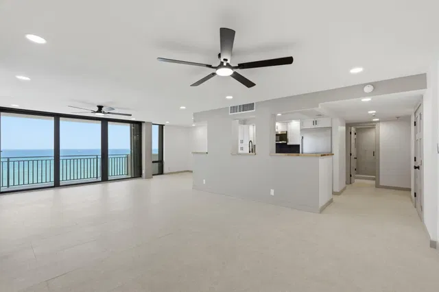 Singer Island Unit 6a photo 23