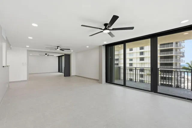 Singer Island Unit 6a photo 25