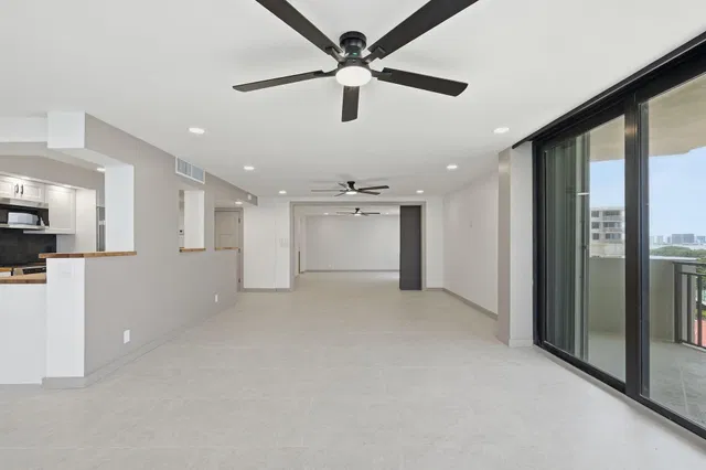 Singer Island Unit 6a photo 26