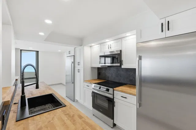 Singer Island Unit 6a photo 33