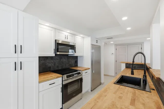 Singer Island Unit 6a photo 35