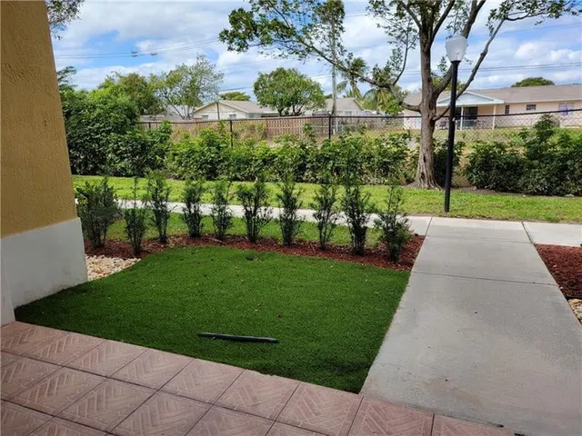 Unit 117 photo 31