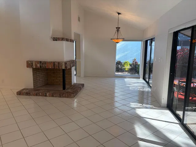Residence photo 21