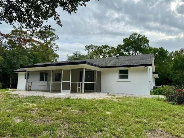 Residence photo 10