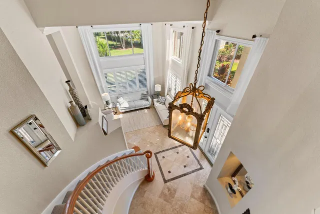 Residence photo 25