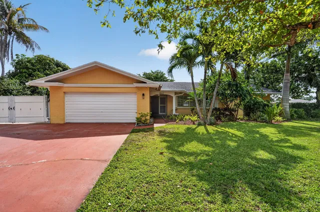 Residence photo 2