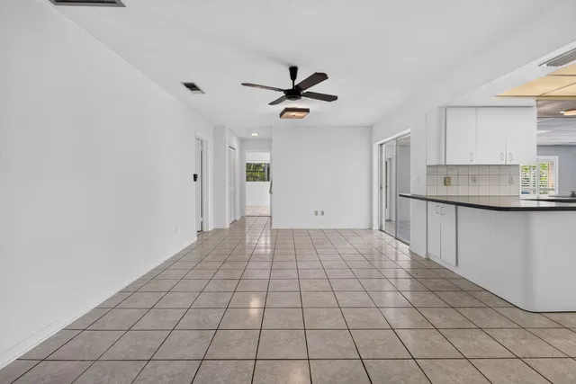 Residence photo 15