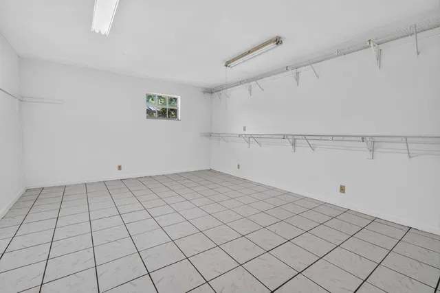 Residence photo 48