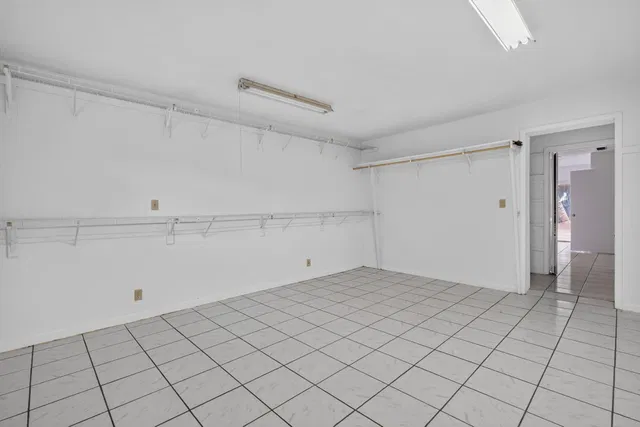 Residence photo 50
