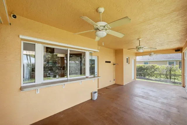 Residence photo 21