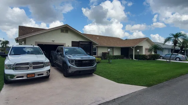 Residence photo 2