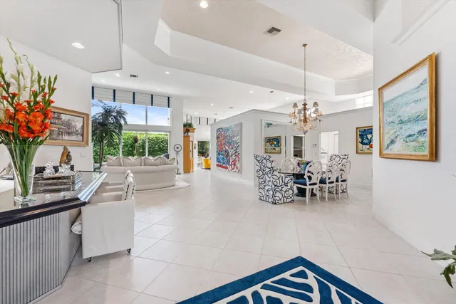 Woodfield Country Club Residence photo 4